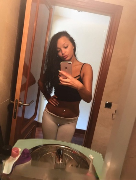 Pendik Escort Ece